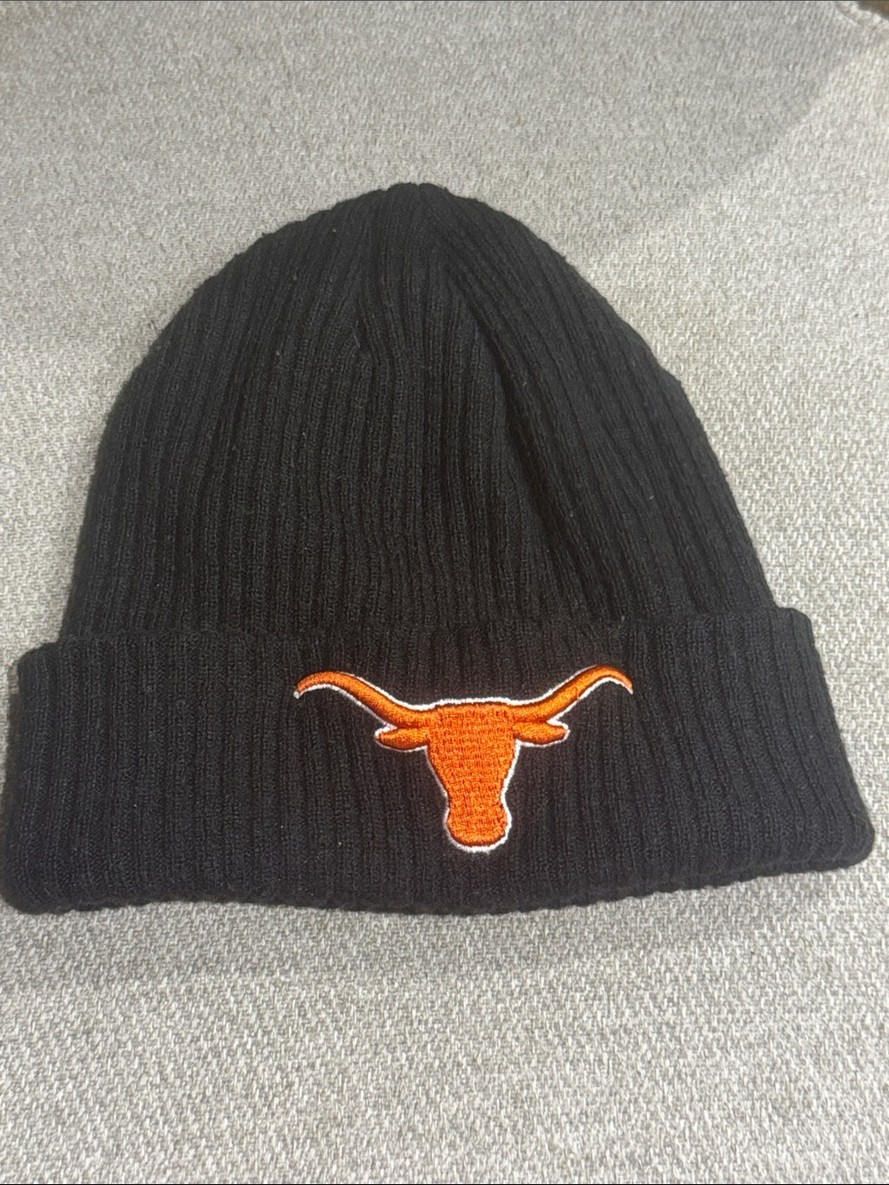 Black Ribbed Beanie with Orange Longhorn Patch